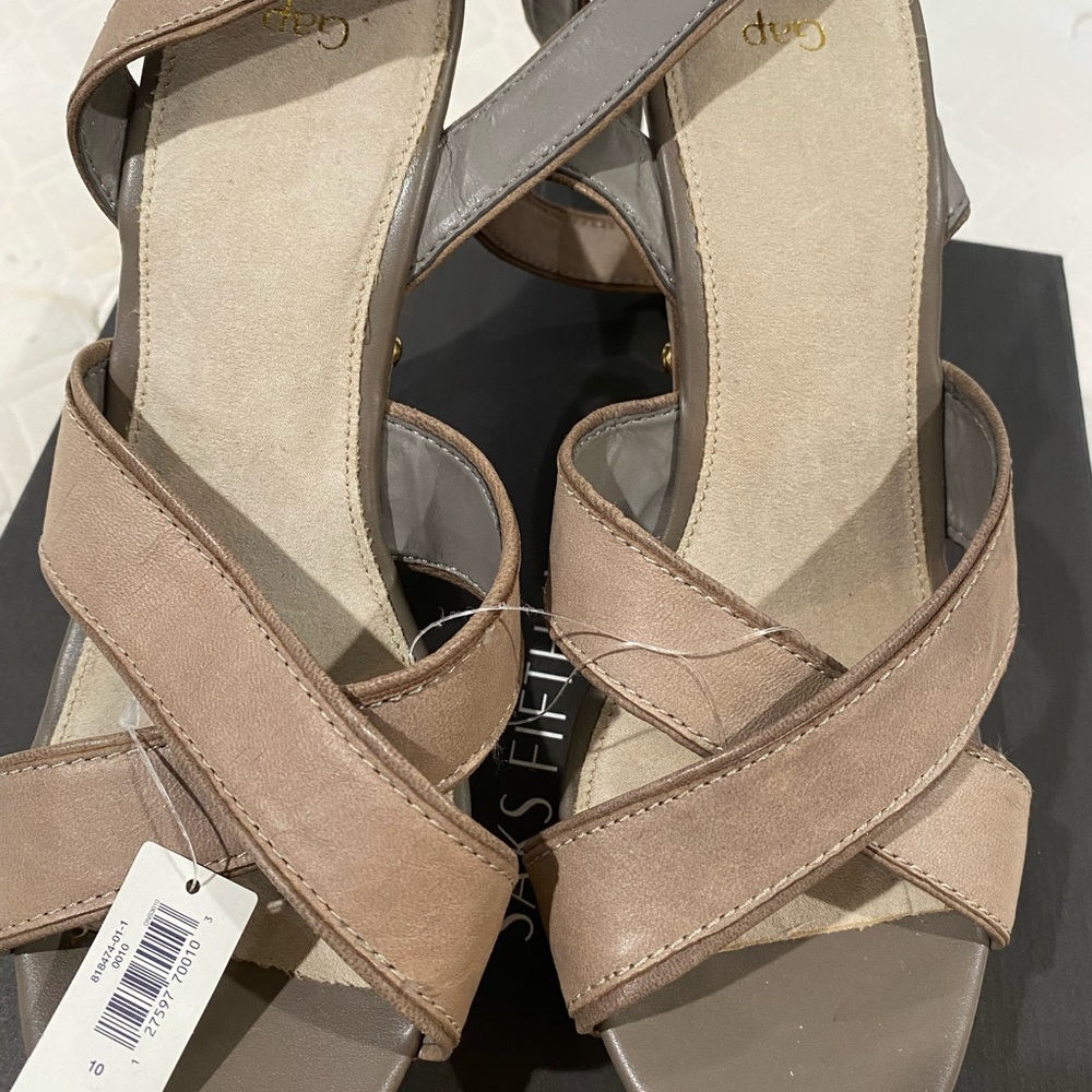 Wood open sandals